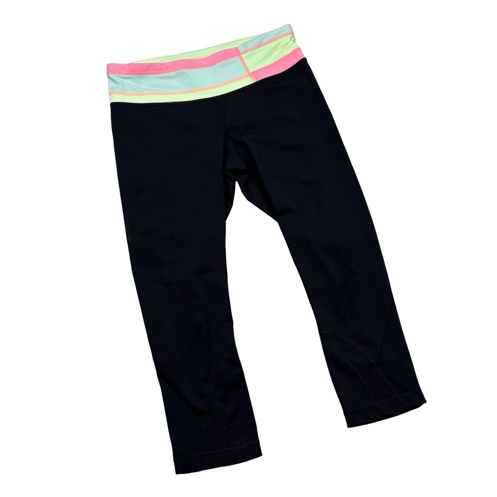 Y2K Lululemon Inspire Crop Black Quilt Capri Pocket Leggings 8 RARE